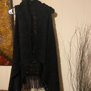 Black Knit Vest with fringes.